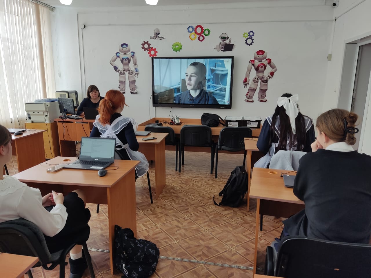 Просмотр документального фильма "Закладчики"